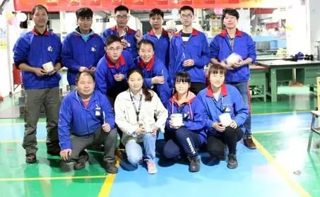 PROFESSIONAL CUSTOMER SERVICE TEAM